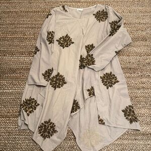 KRISTA LARSON QUILTED ASYMMETRICAL EDGE TUNIC